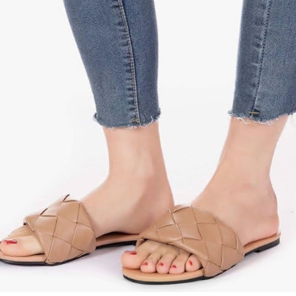 Nude braided flat sandals